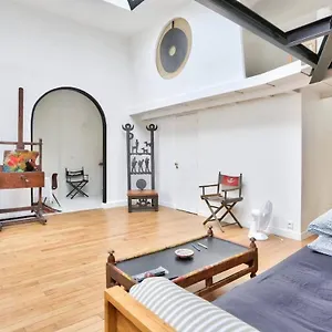 https://apt-on-rue-pierre-fontaine-75009.fr-paris.fr